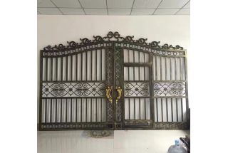 铁艺大门的保养方法